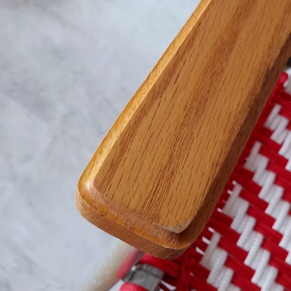 Vintage Red Wings Folding Lawn Chair - Picture 4 of 11